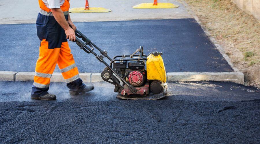 Professional gutter cleaning in Perryopolis, PA